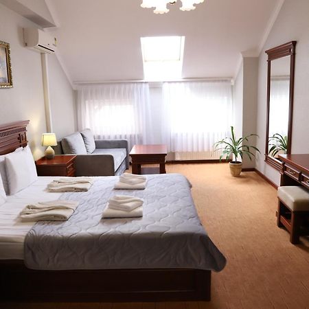 Hotel Sapsan Tarnopol Zewnętrze zdjęcie