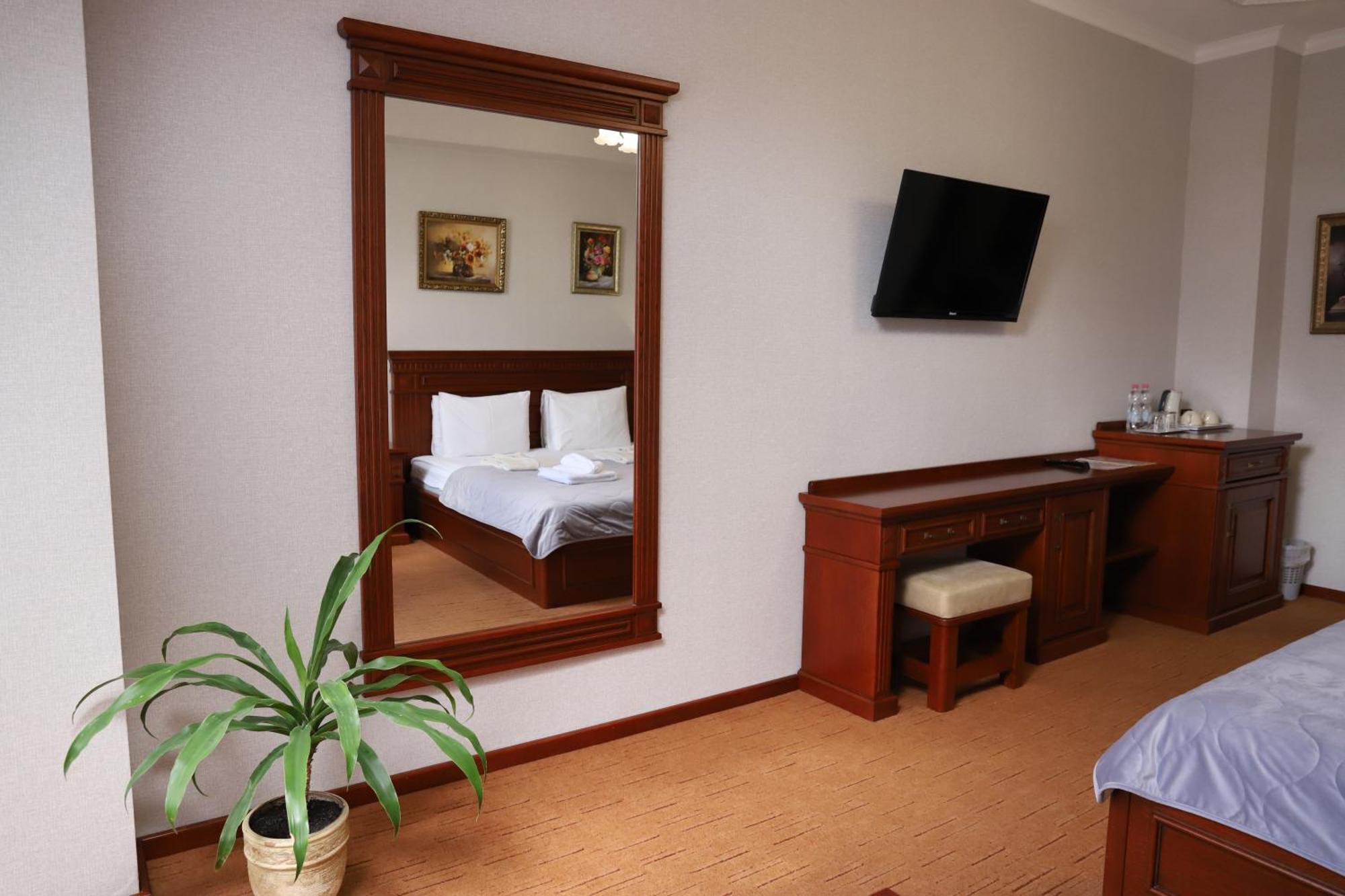 Hotel Sapsan Tarnopol Zewnętrze zdjęcie