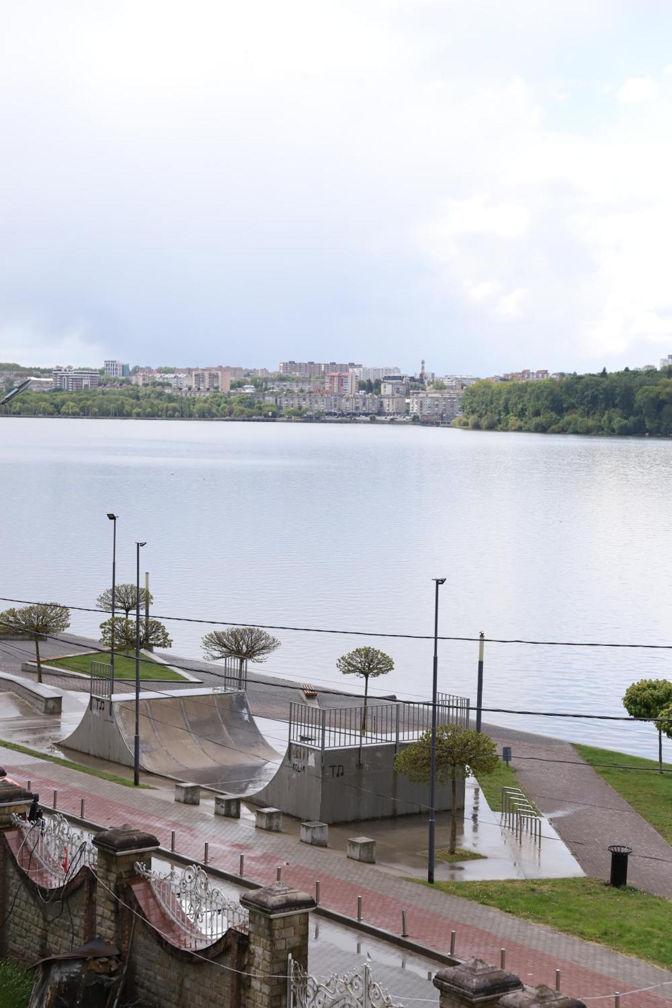 Hotel Sapsan Tarnopol Zewnętrze zdjęcie